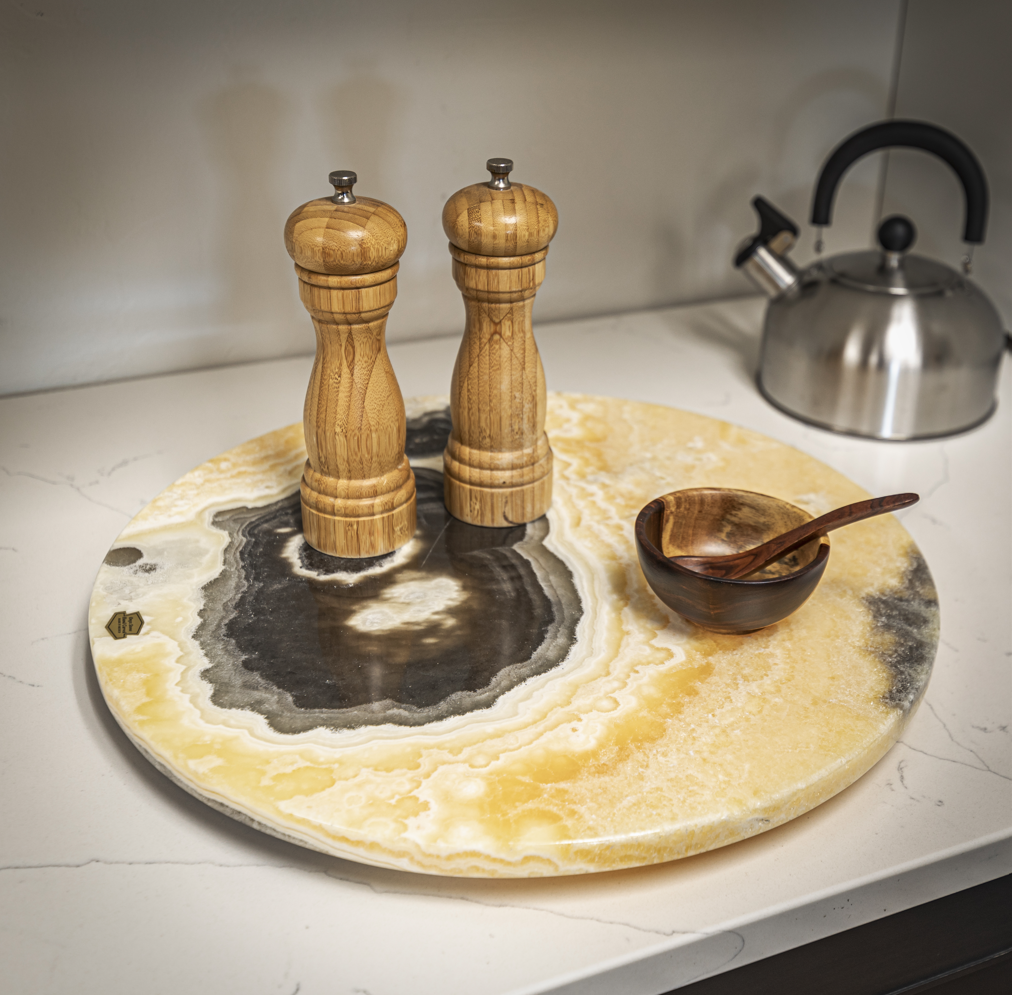 Luxury Multicolor Onyx Lazy Susan – 18″ Natural Stone Turntable